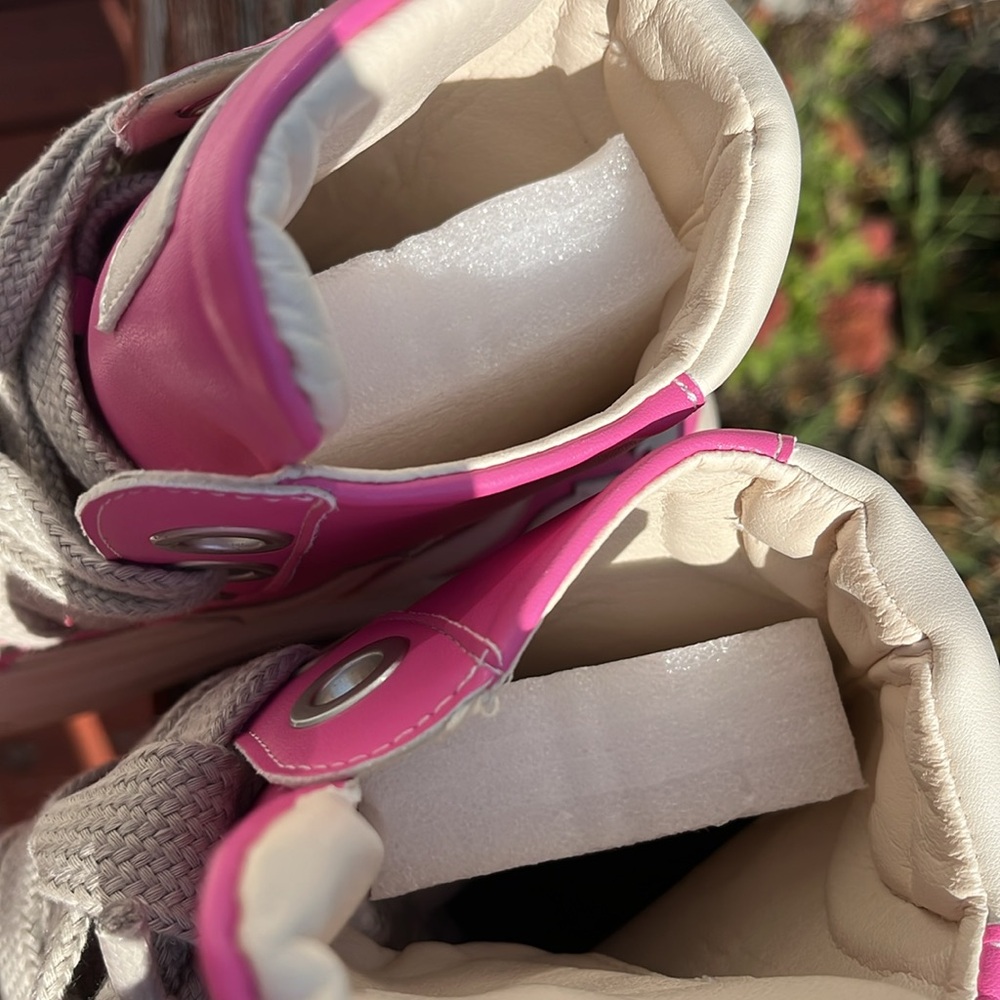 Women’s Pink and White High-Top Sneakers size US size 8- 8 1/2 - Picture 4 of 6